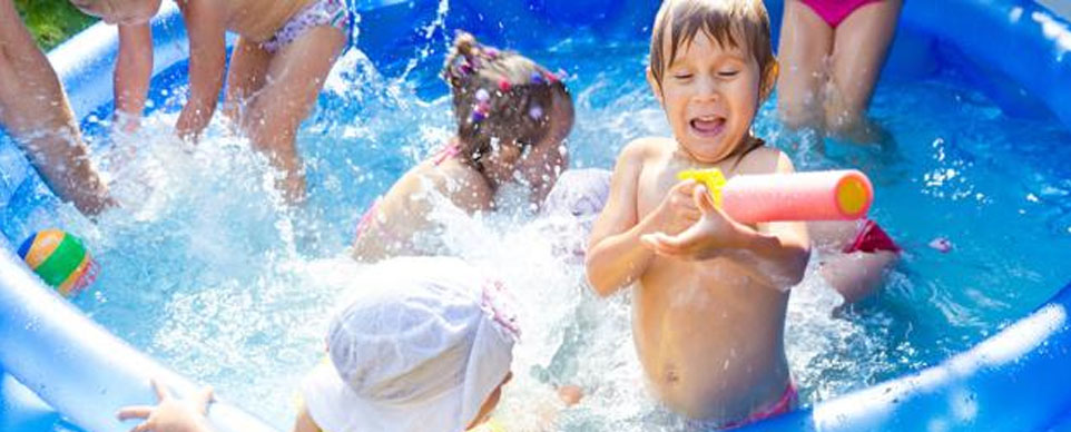 La peligrosa moda de colocar una piscina portátil en la terraza o el patio